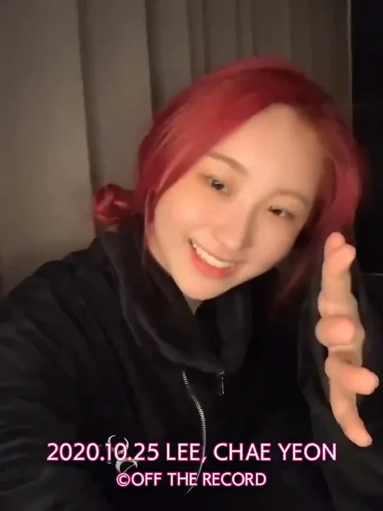 Foto aktivitas terbaru Lee Chaeyeon