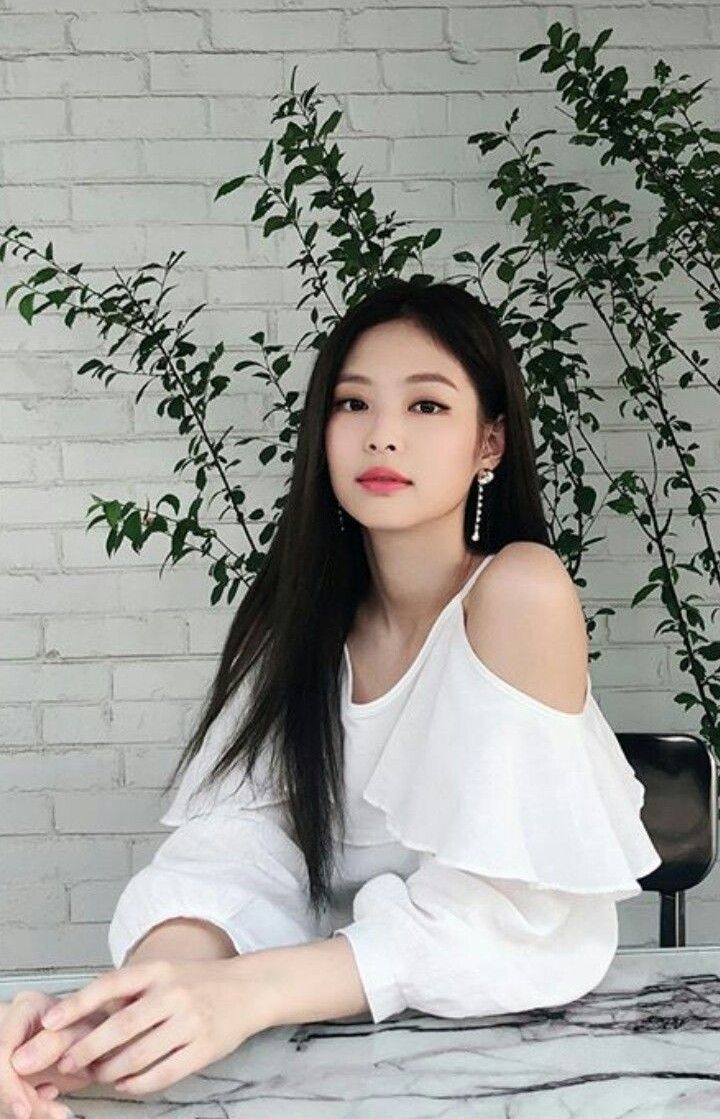 A moment captured by Jennie (BLACKPINK)'s fan