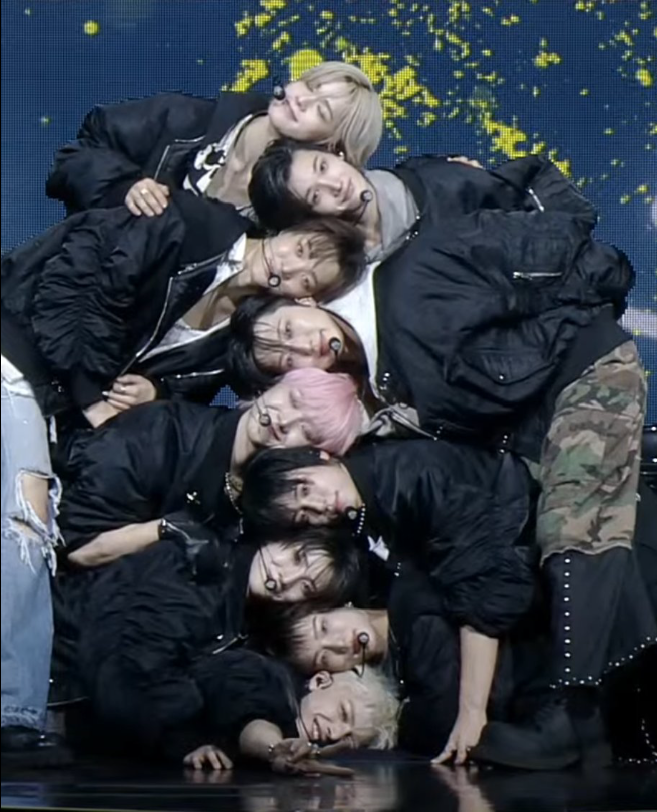 K (&TEAM)的最新照片