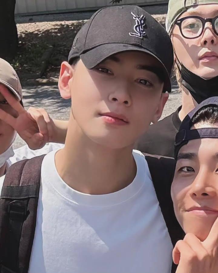 Recent activity shot of Eunwoo (ASTRO)