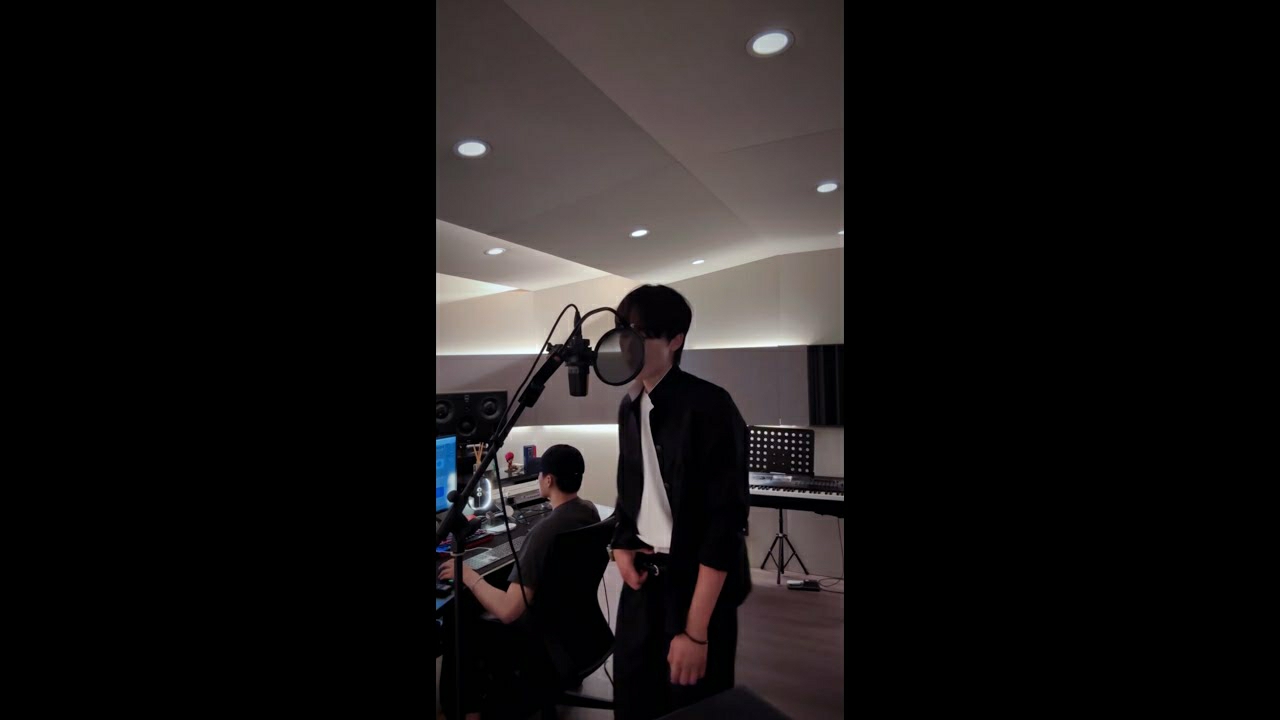 A moment captured by Lim Youngmin's fan