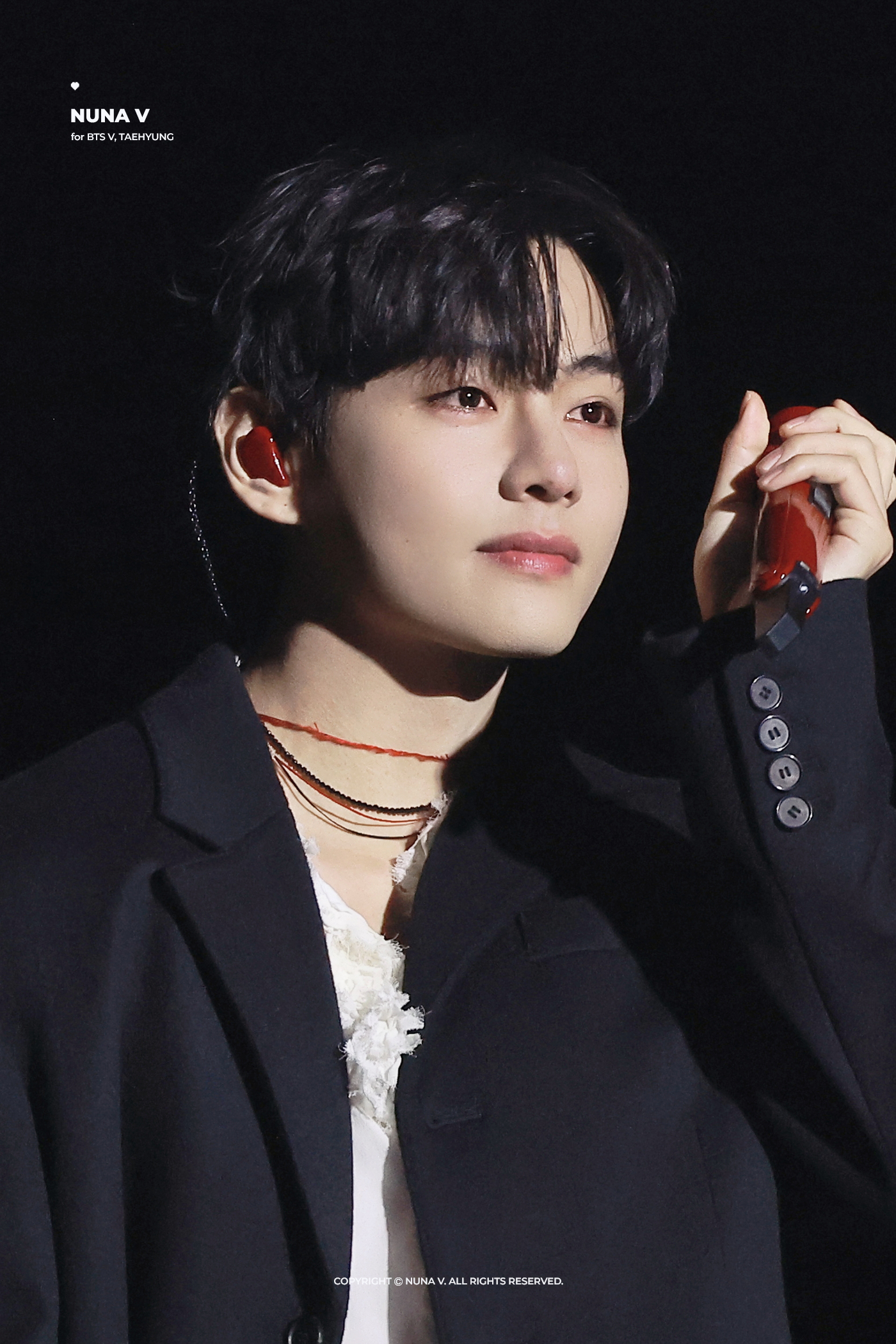 V (防彈少年團)的最新活動照片