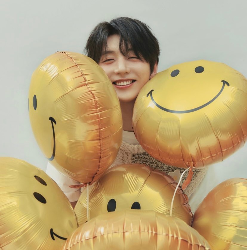 Recent activity shot of Y (GoldenChild)