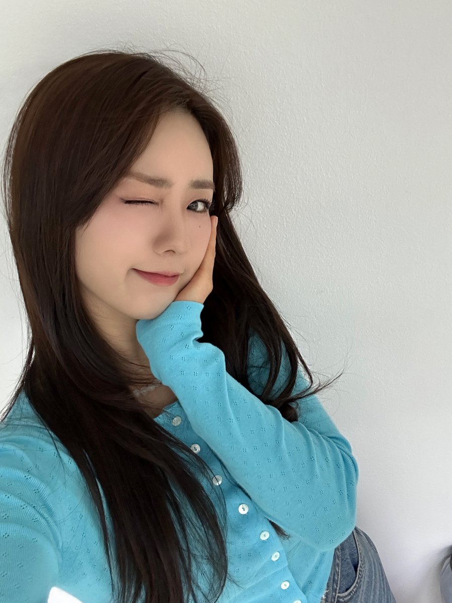 Latest photo of Apink