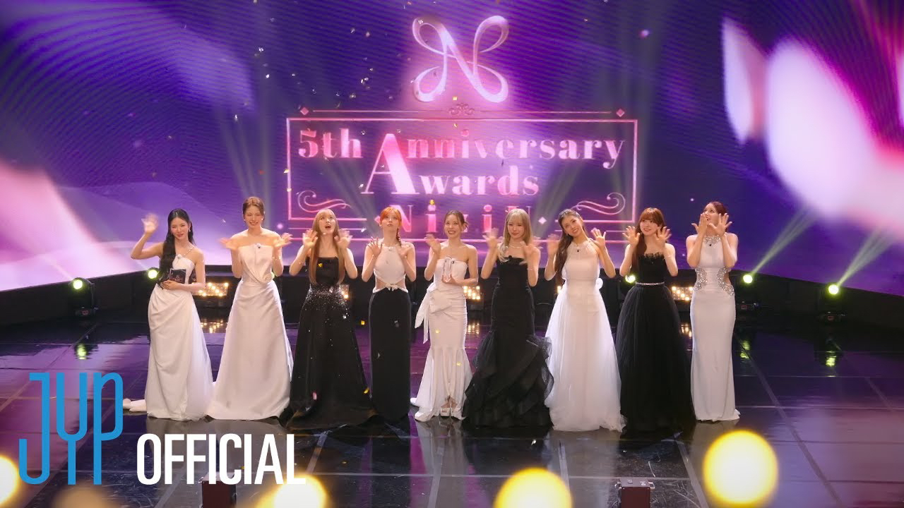 Behind-the-scenes cut of NiziU