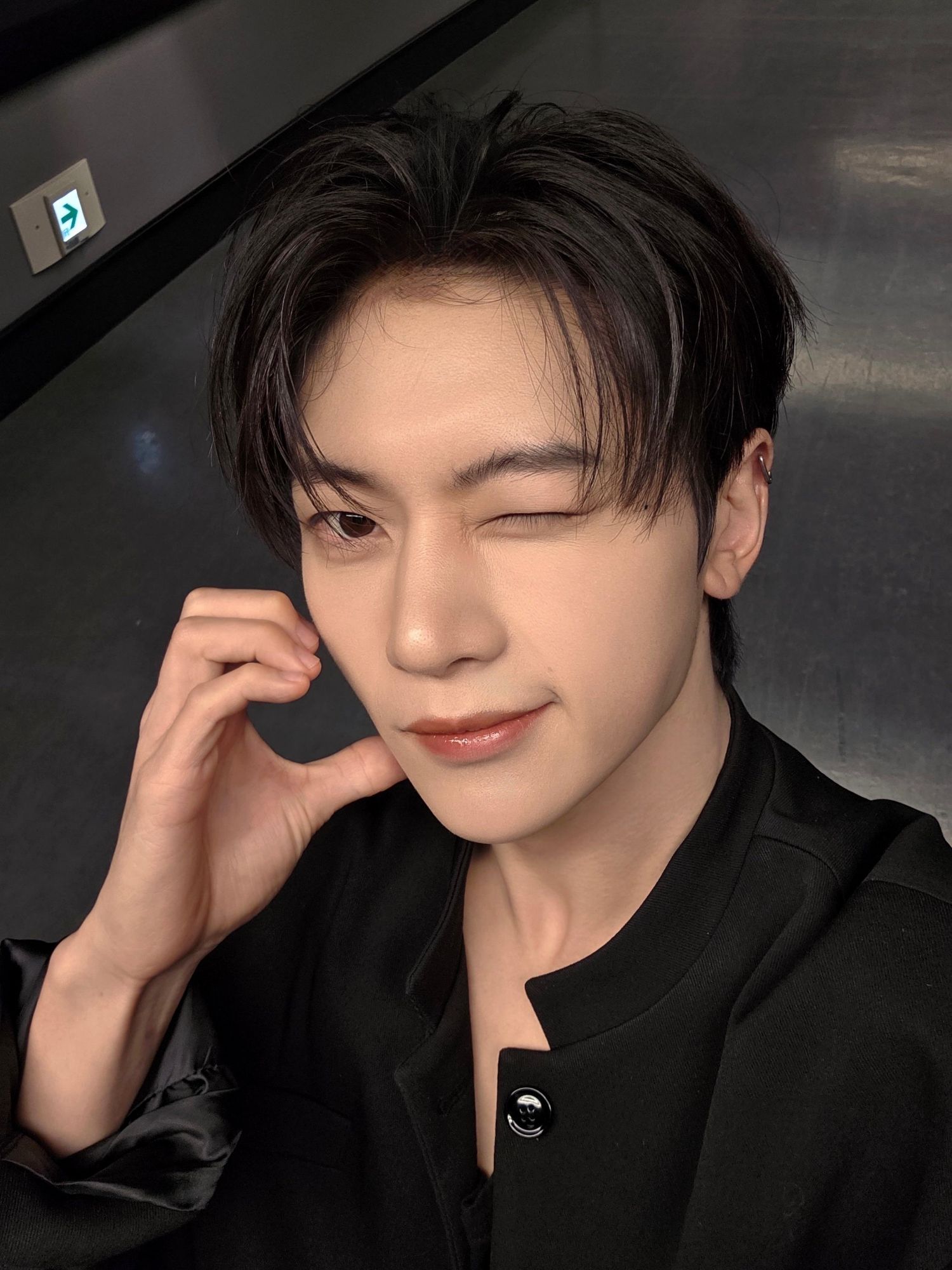 Latest photo of Seok Matthew (ZEROBASEONE)