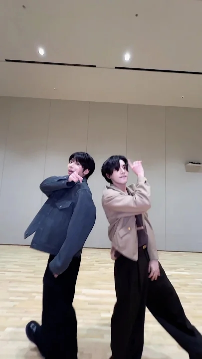 The most beloved wallpaper among Board's fans