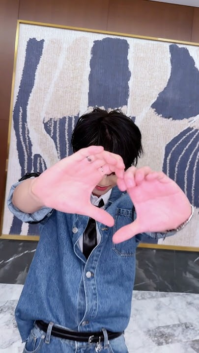 韩维辰 (ZEROBASEONE)粉丝拍下的瞬间