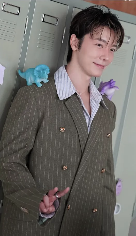 Latest photo of Donghae (Super Junior)