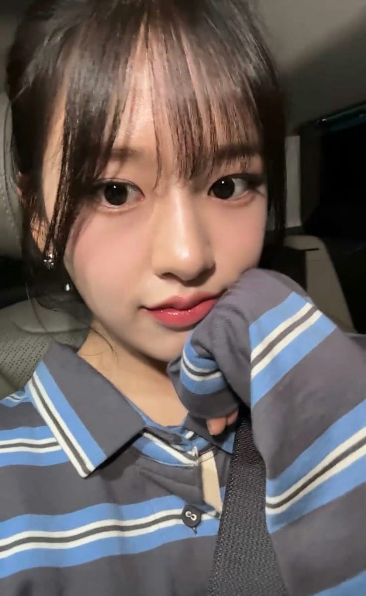 Behind-the-scenes cut of An Yujin (IVE)