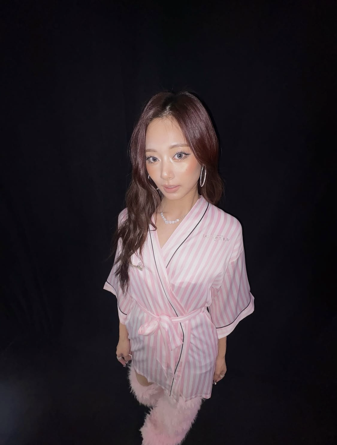 A moment captured by Tzuyu (TWICE)'s fan