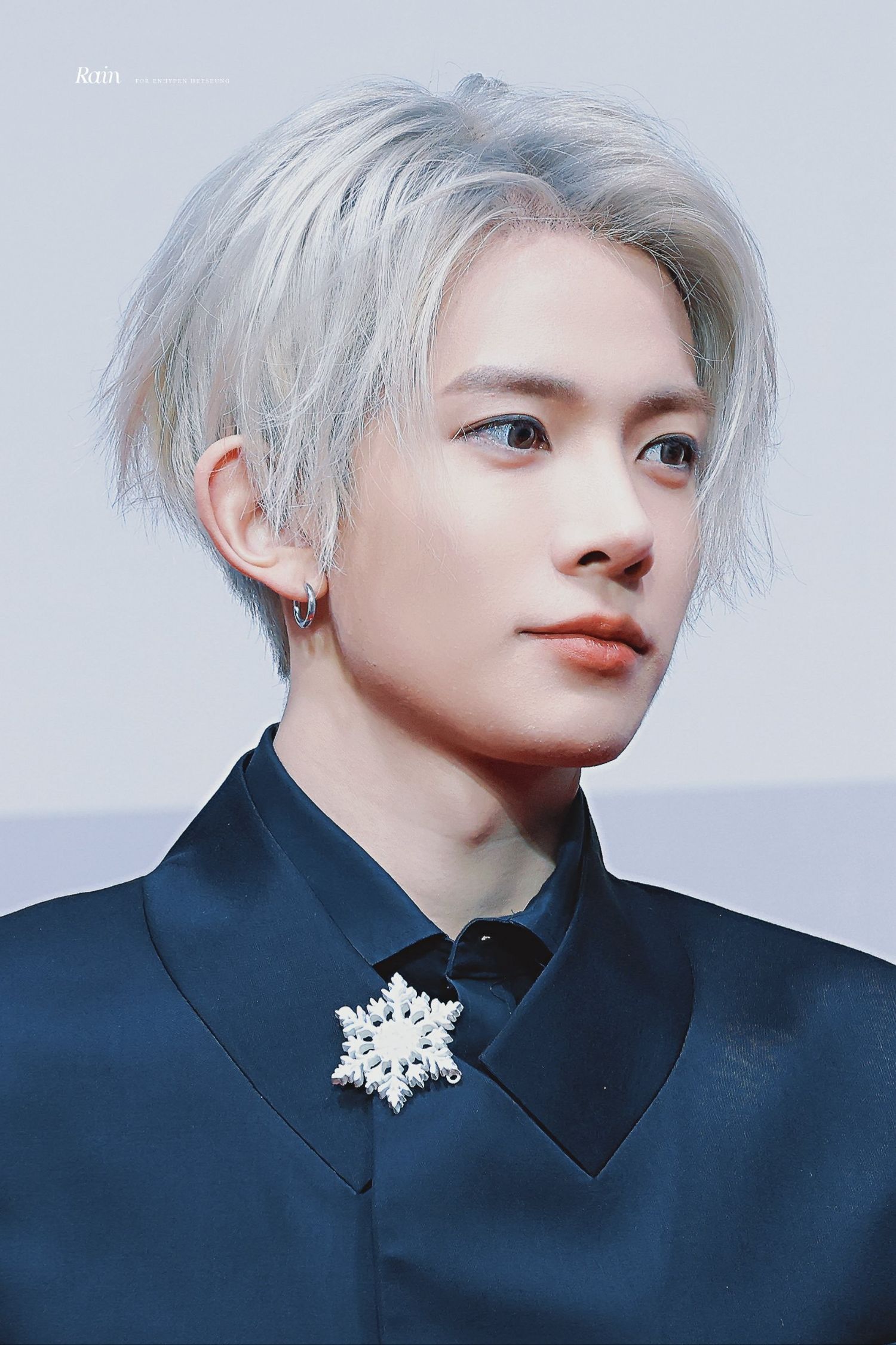 Foto terbaru Heeseung (ENHYPEN)