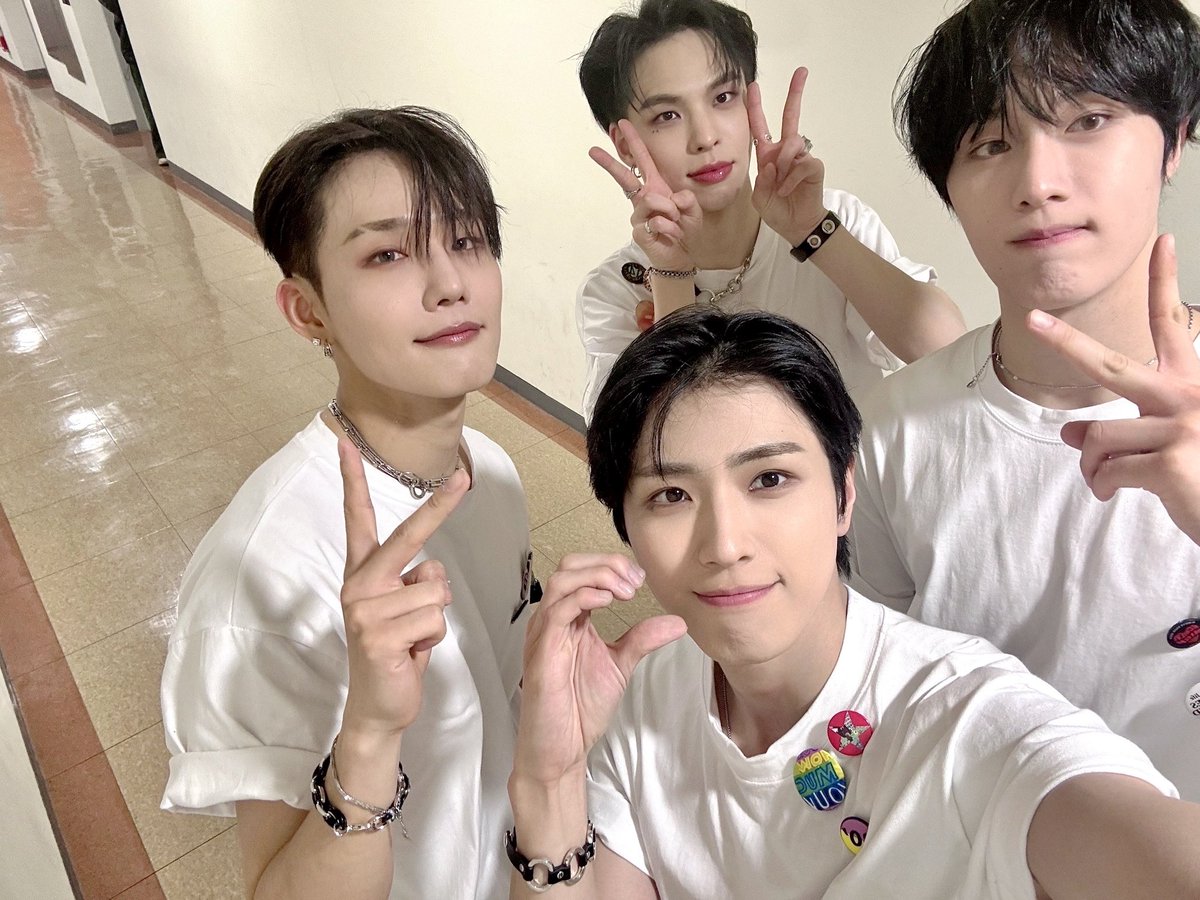 Behind-the-scenes cut of CIX