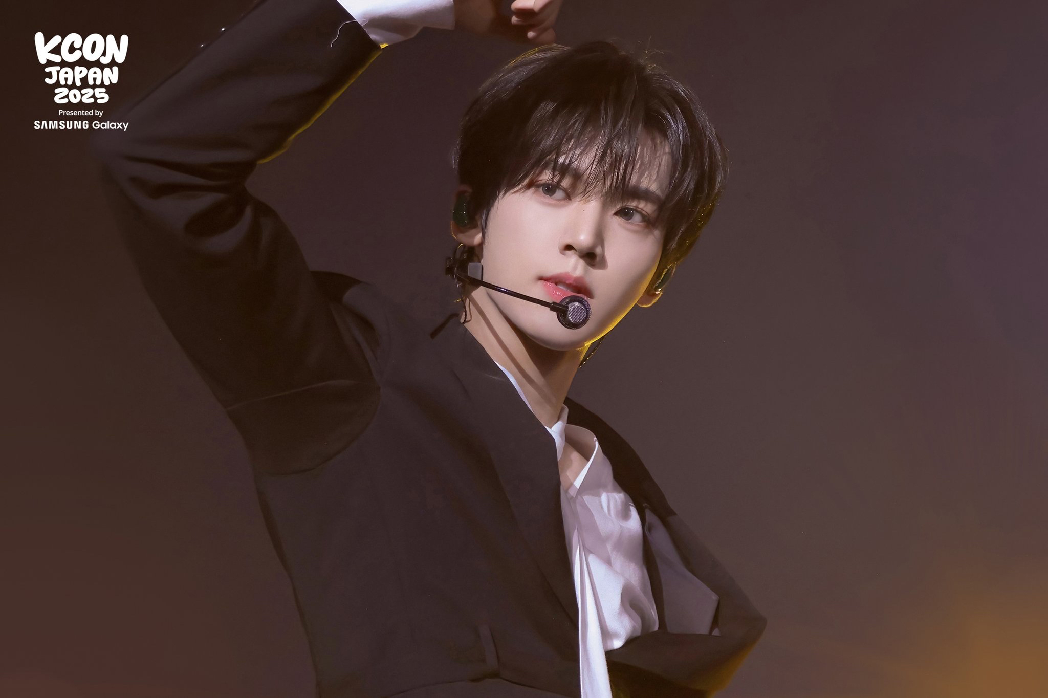 Recent activity shot of Han Yujin (ZEROBASEONE)