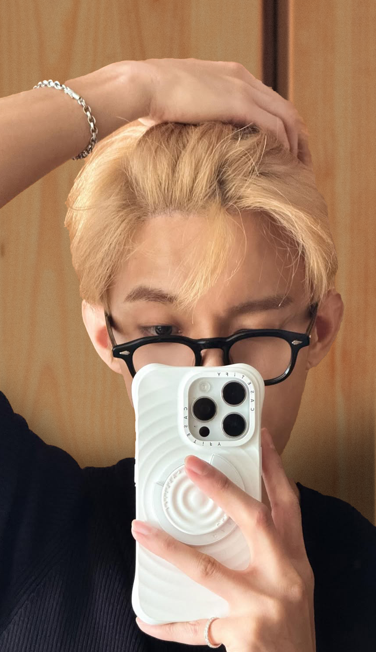 Fandom-recommended wallpaper image of DK (SEVENTEEN)