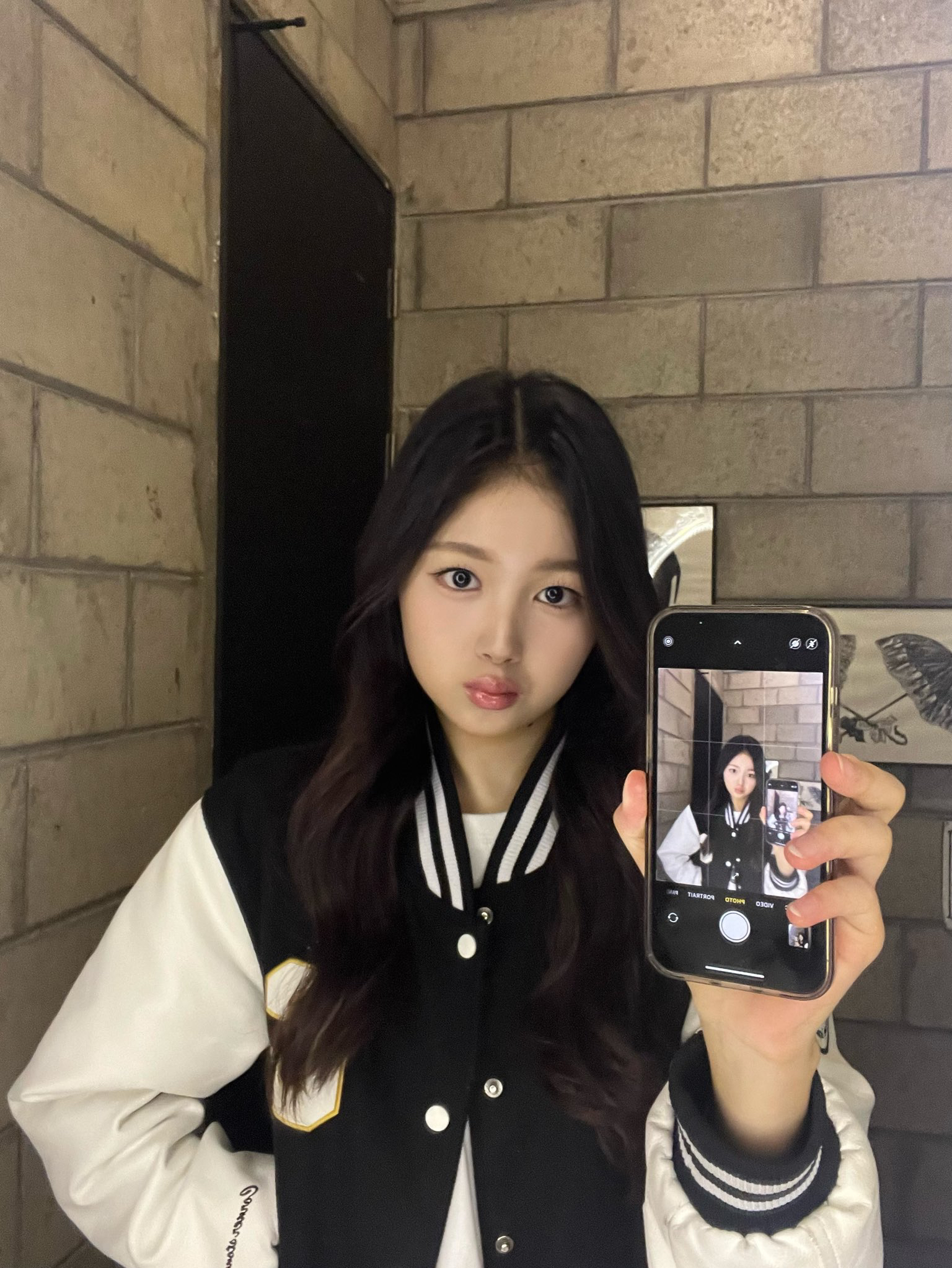 A moment captured by Joobin (tripleS)'s fan