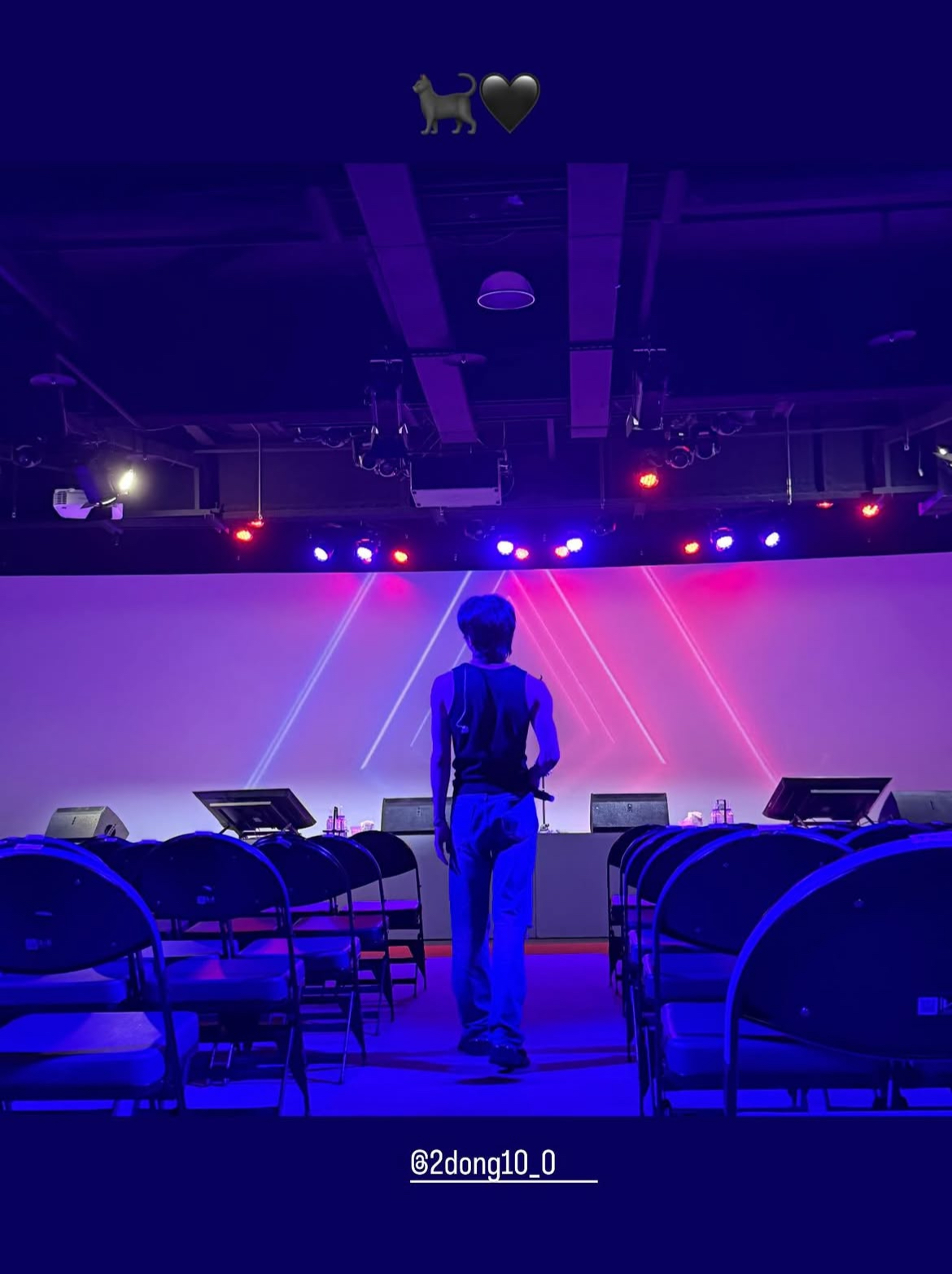 A moment captured by Xiao (UP10TION)'s fan