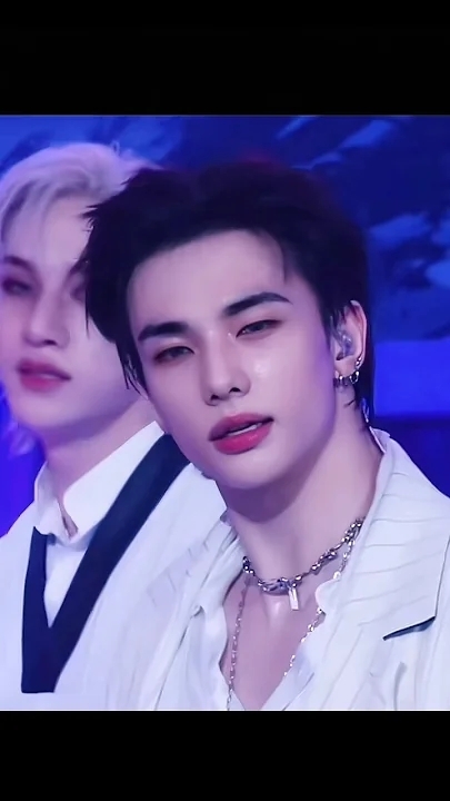 The most beloved wallpaper among Hyunjin (Stray Kids)'s fans