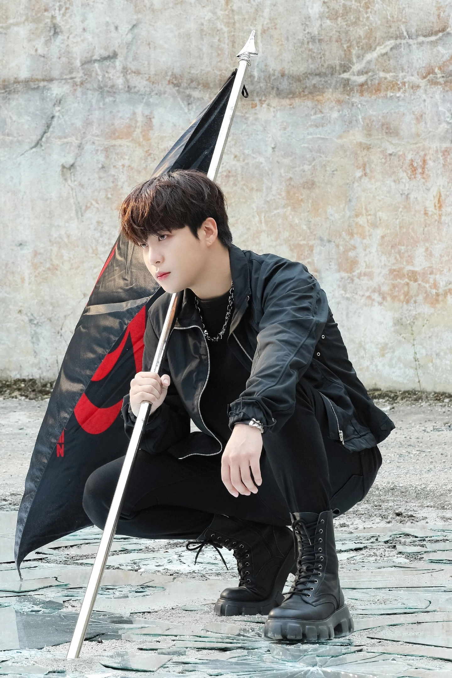Recent activity shot of Jongho (ATEEZ)