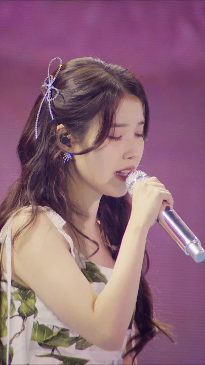 A moment captured by IU's fan