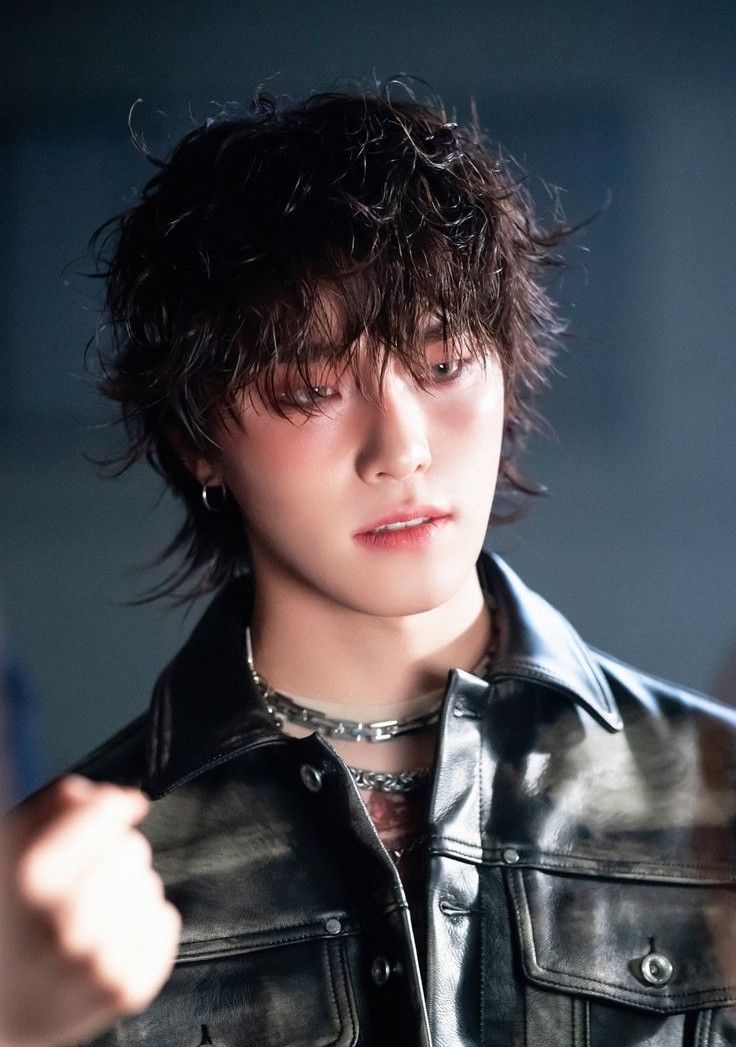 Behind-the-scenes cut of Dino (SEVENTEEN)