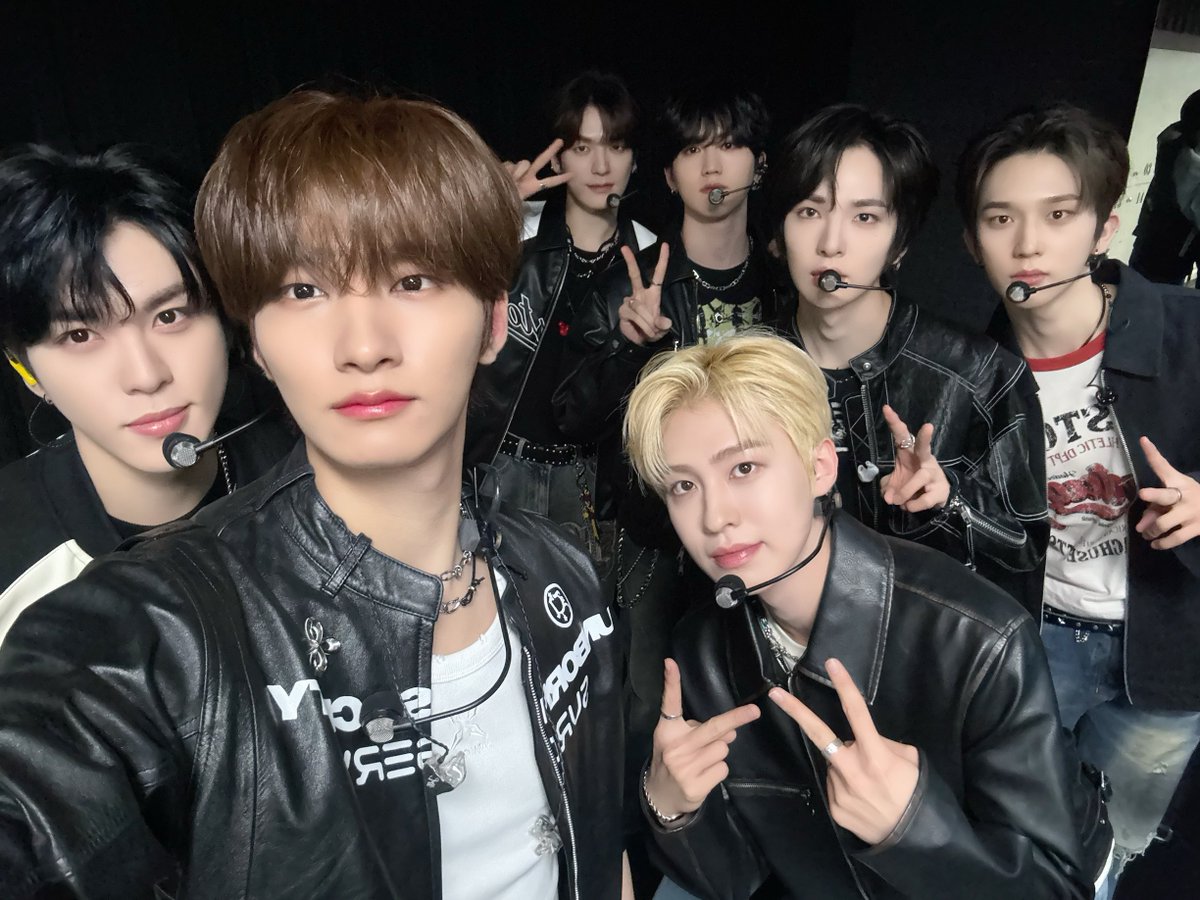 A moment captured by EPEX's fan