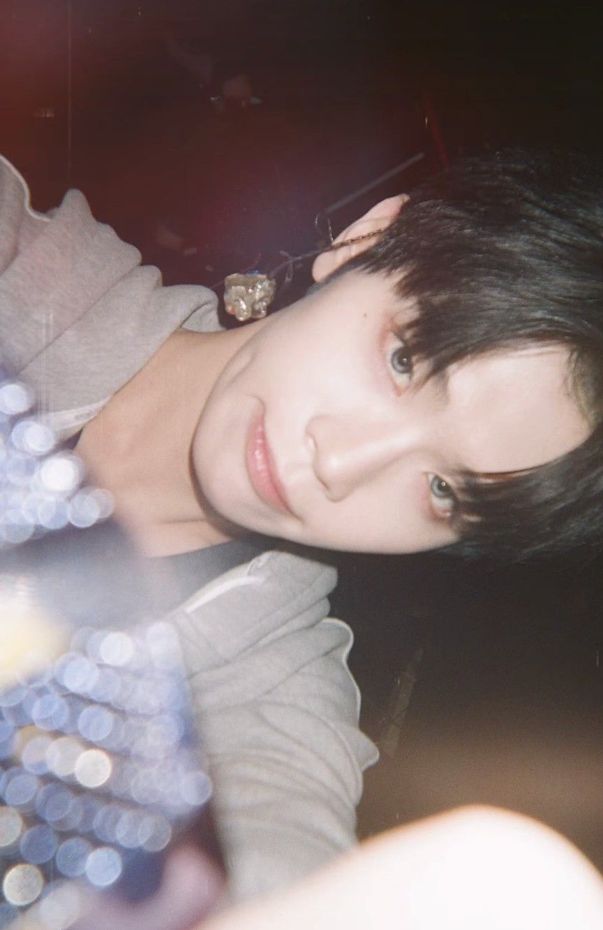 Recent activity shot of Kim Taerae (ZEROBASEONE)