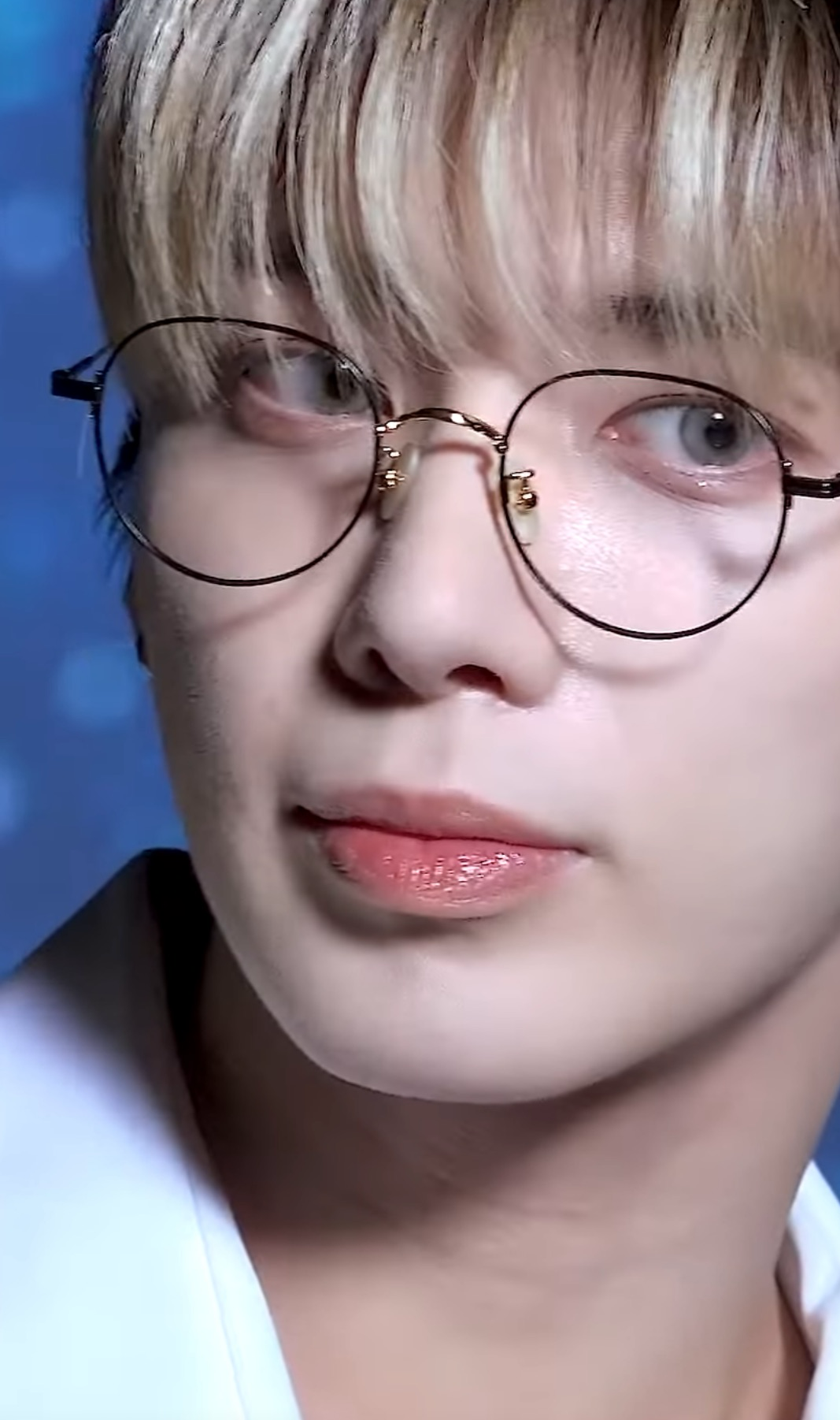 Today's most popular wallpaper in the Taehyun (TOMORROW X TOGETHER) community