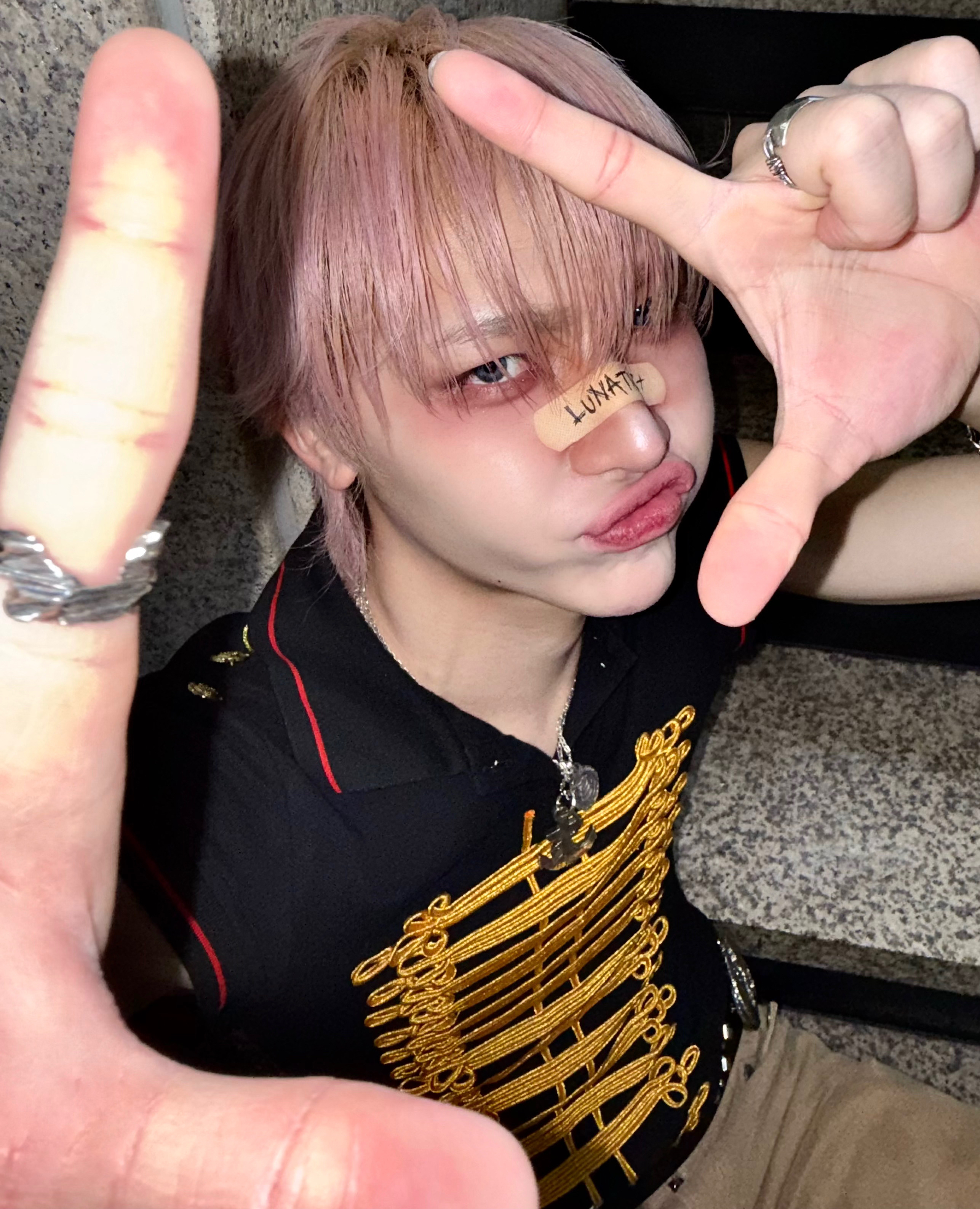 A moment captured by Nicholas (&TEAM)'s fan