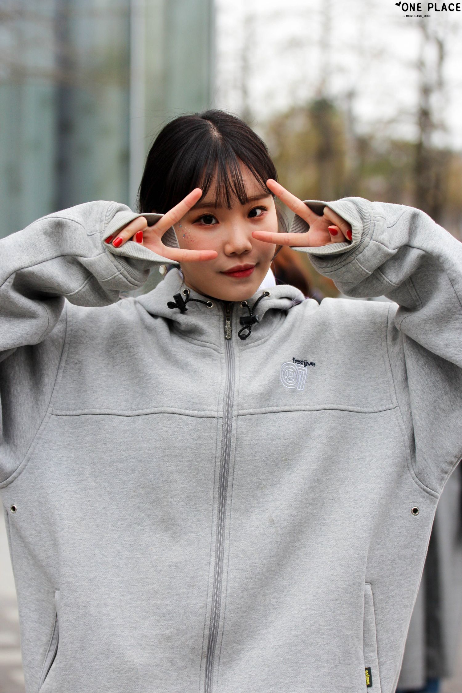 Latest photo of MOMOLAND