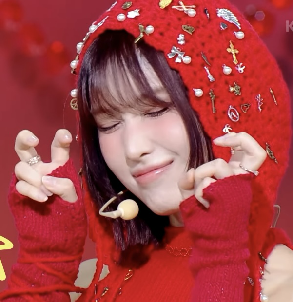 Latest photo of Momo (TWICE)