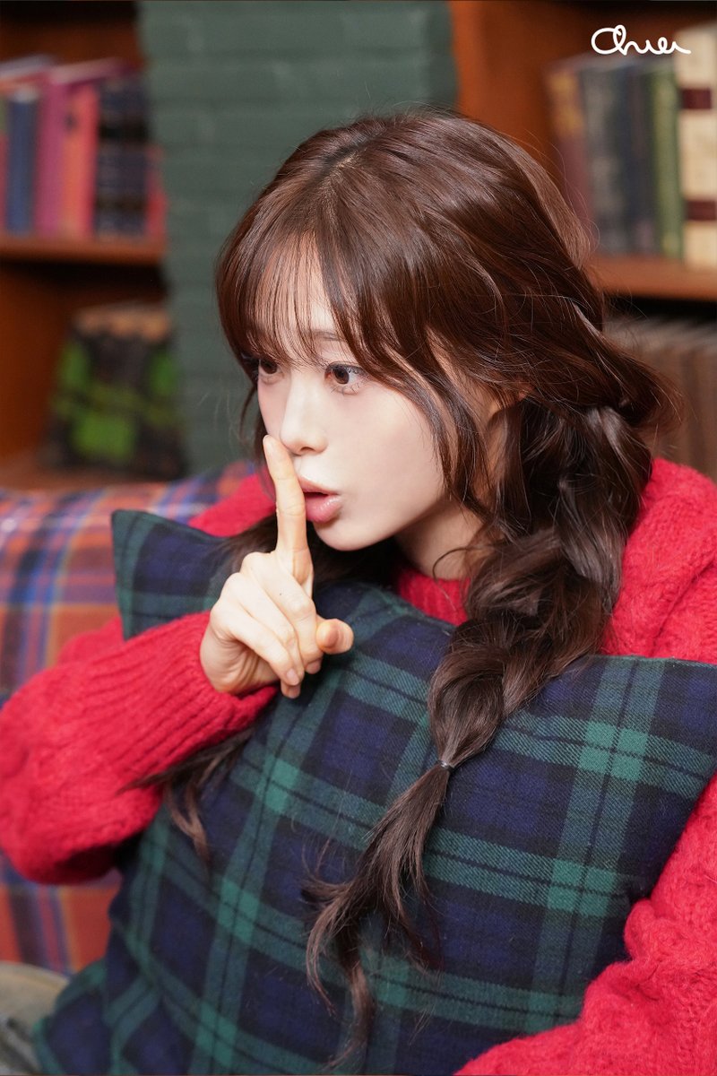 A moment captured by Chuu's fan