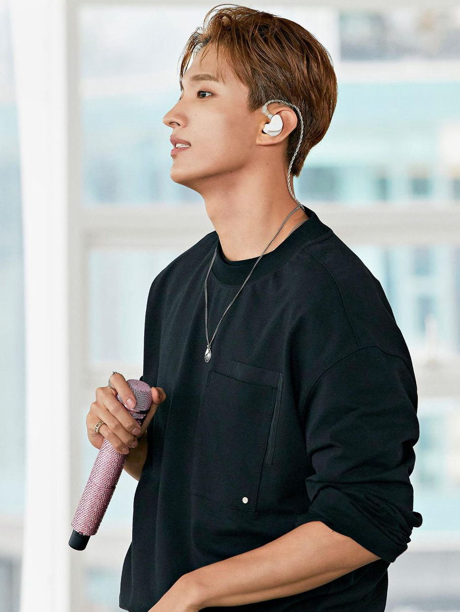 Behind-the-scenes cut of DK (SEVENTEEN)