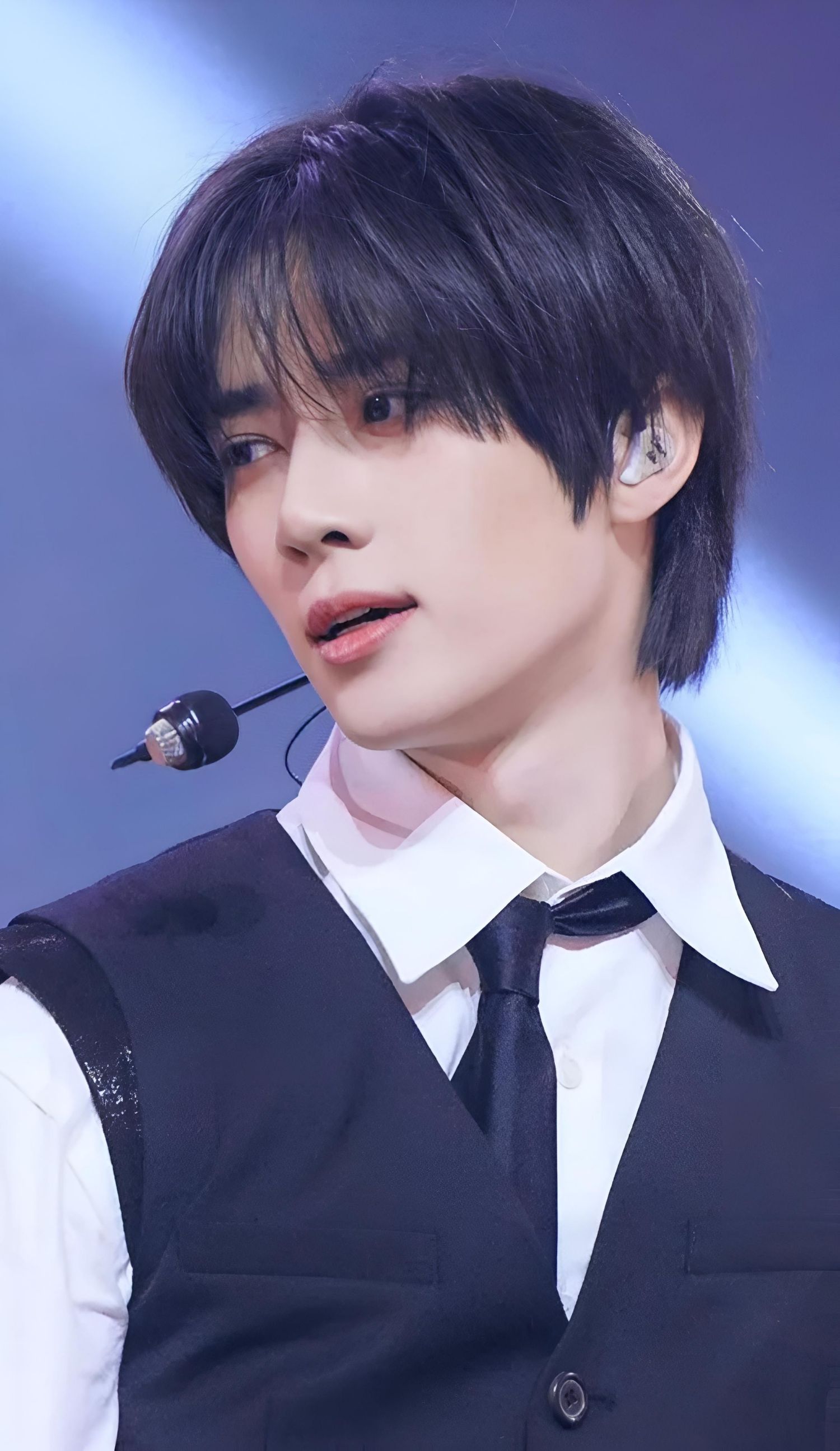 Recent activity shot of Beomgyu (TOMORROW X TOGETHER)