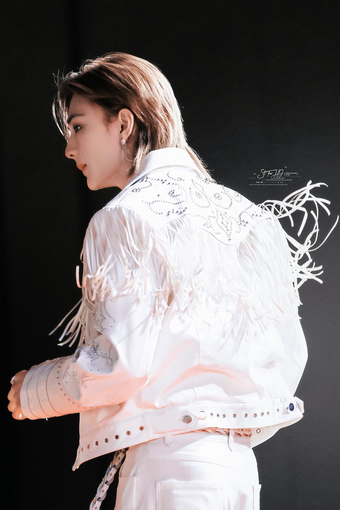 Behind-the-scenes cut of Hyunjin (Stray Kids)