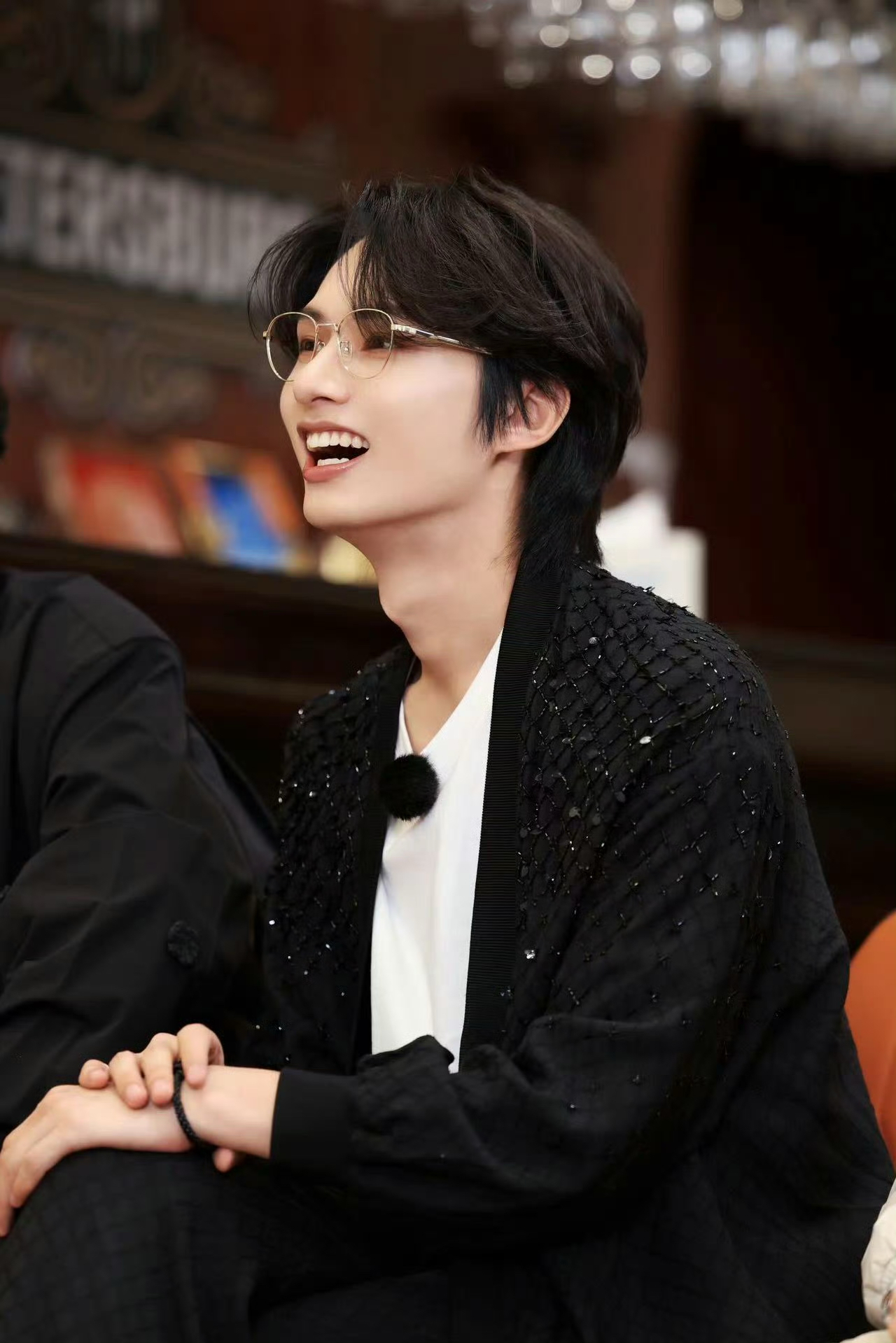 Behind-the-scenes cut of Jun (SEVENTEEN)