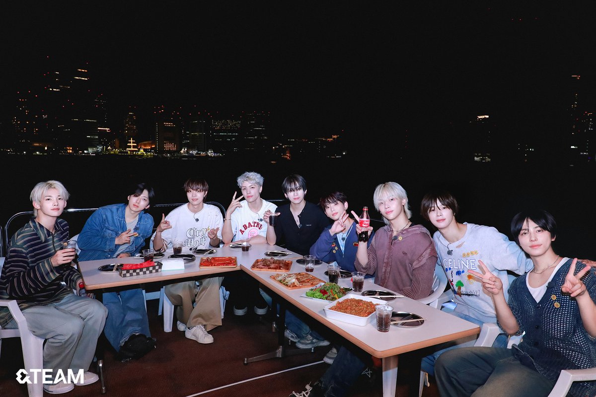 A moment captured by &TEAM's fan