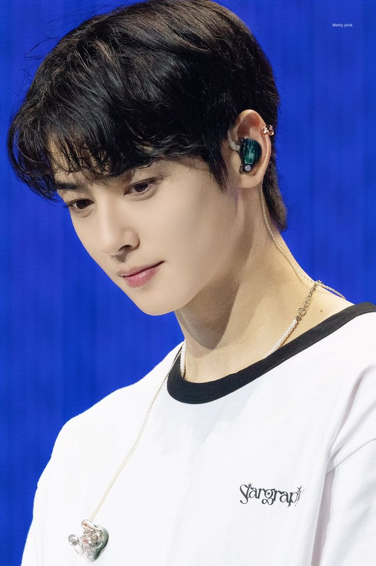 Behind-the-scenes cut of Eunwoo (ASTRO)