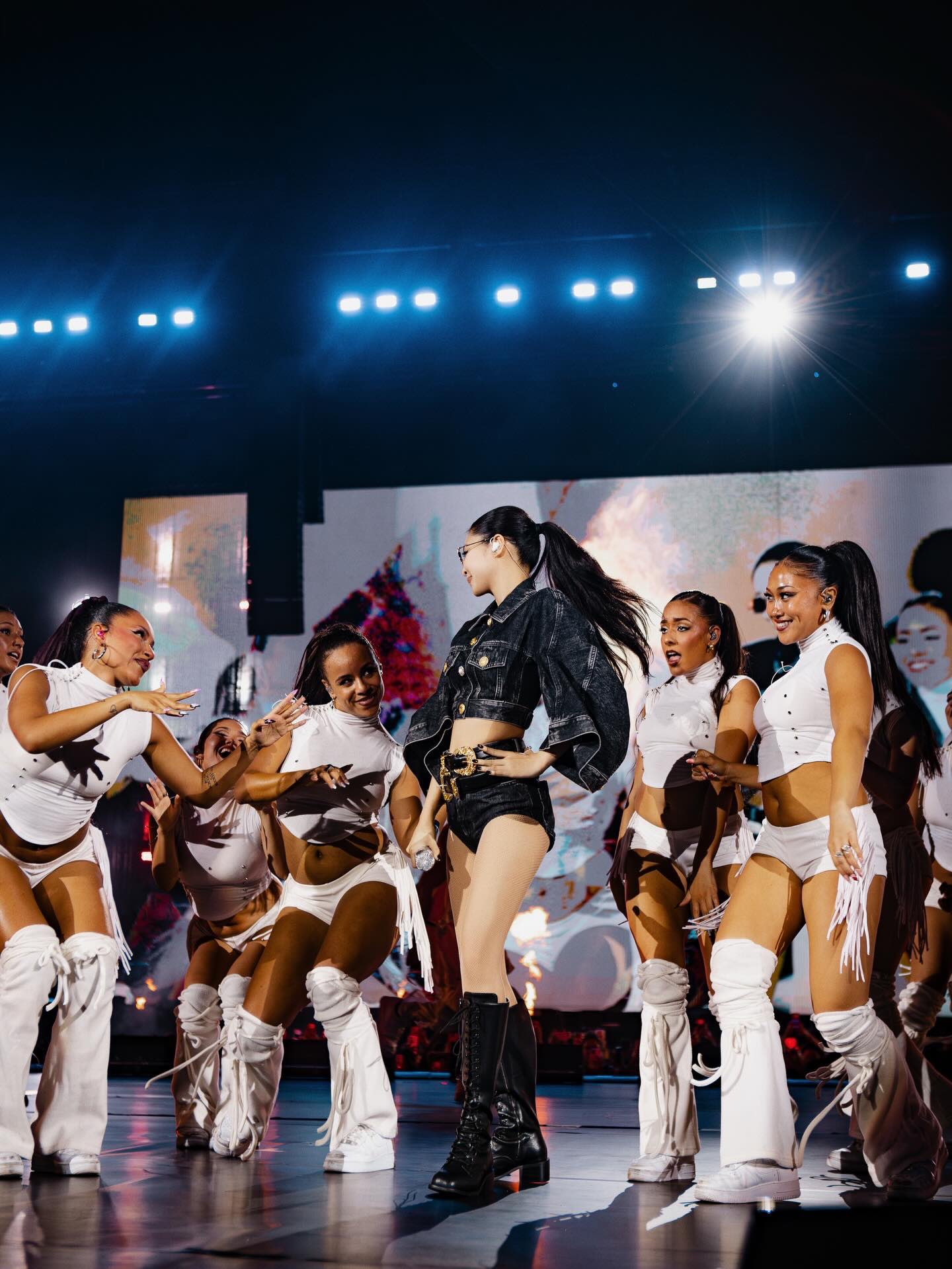 제니 (BLACKPINK)의 비하인드 컷