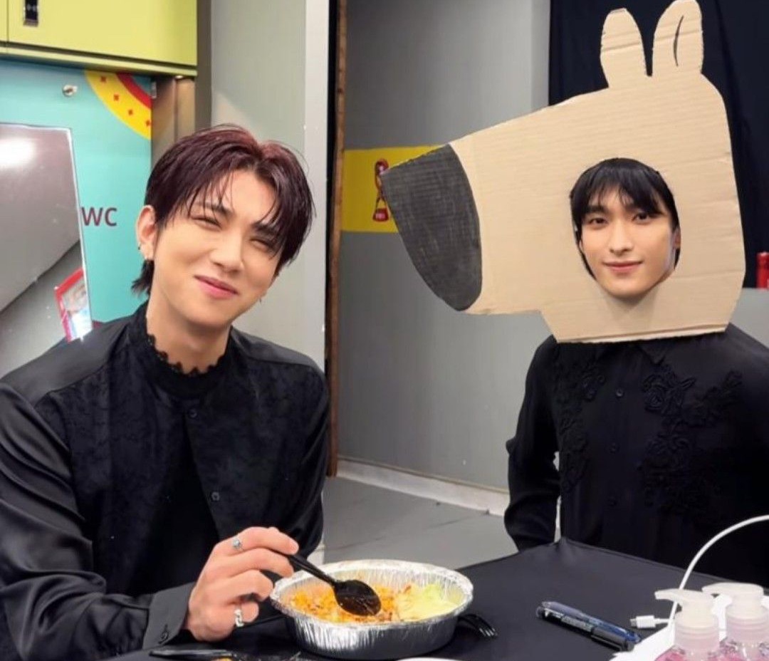 ドギョム (SEVENTEEN)の最近の活動写真