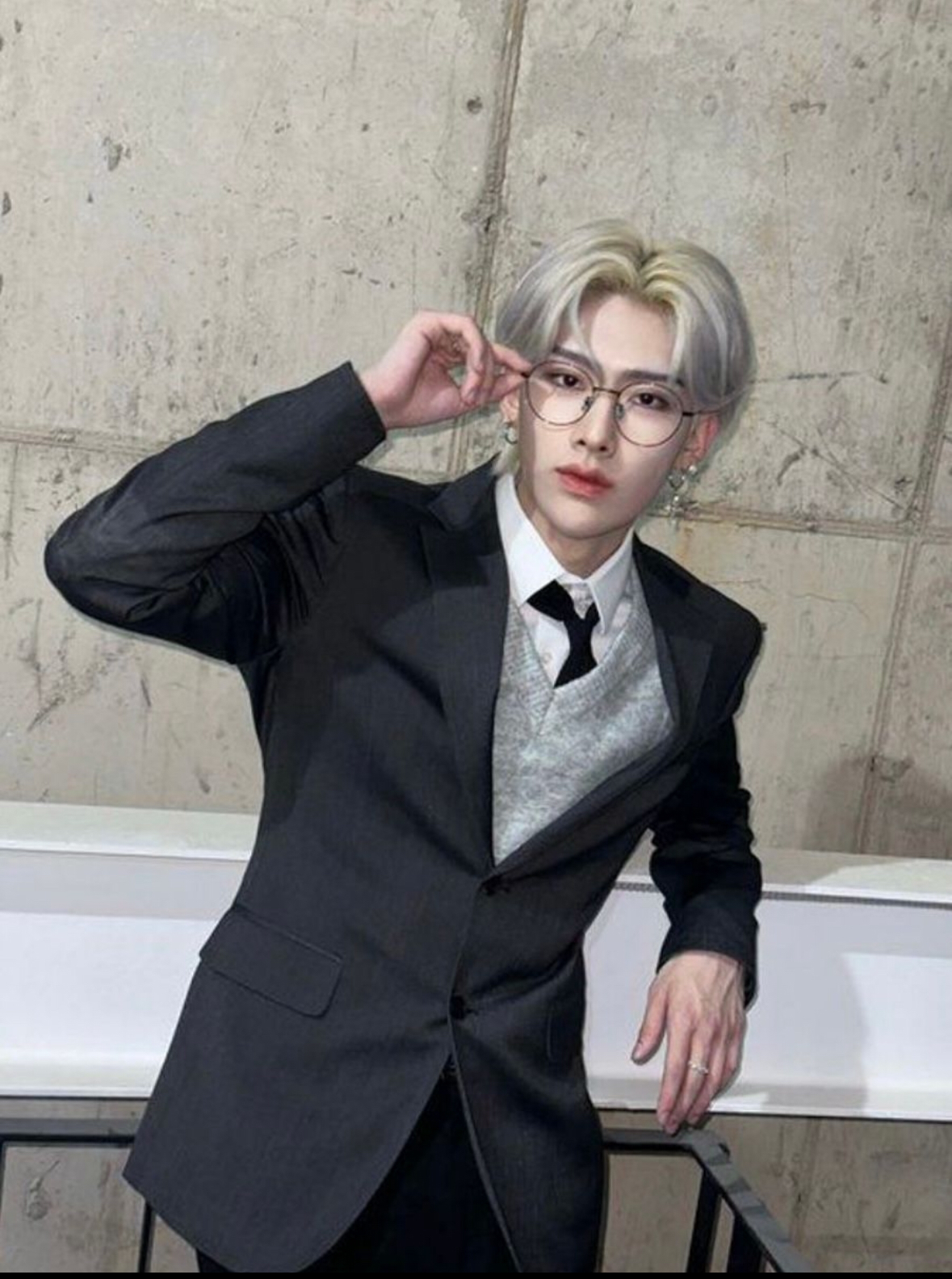 Behind-the-scenes cut of Ricky (ZEROBASEONE)