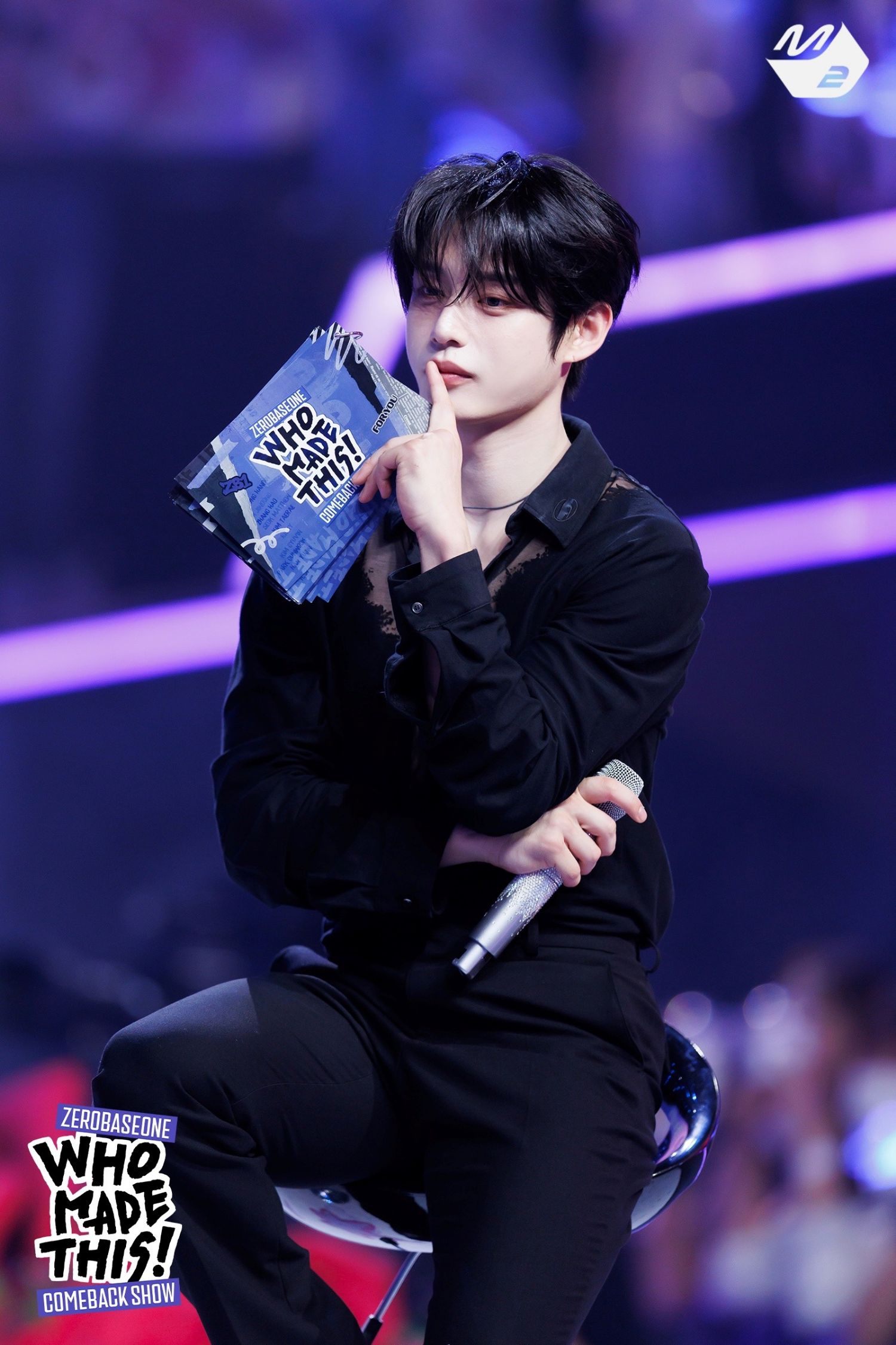 Behind-the-scenes cut of Kim Jiwoong (ZEROBASEONE)