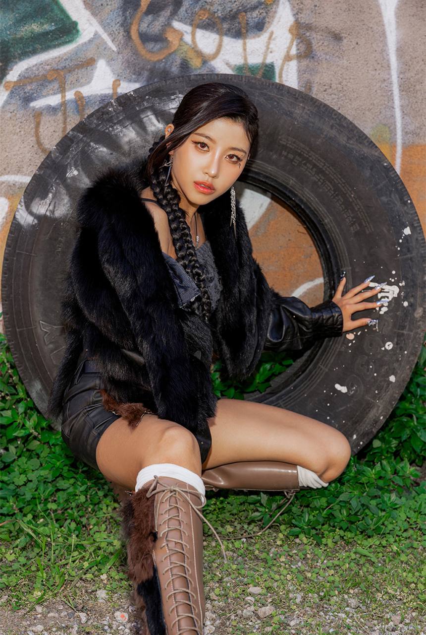 Latest photo of E.Sha (X:IN)
