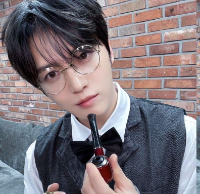 Behind-the-scenes cut of Kim Jaejoong (JX)