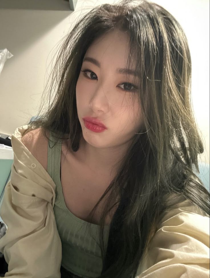 Recent activity shot of Chaeryeong (ITZY)