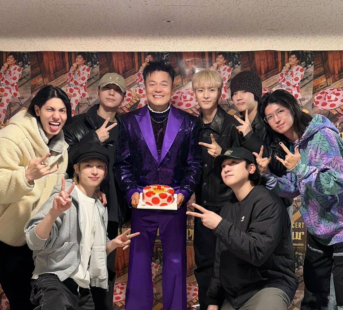 Recent activity shot of Xdinary Heroes