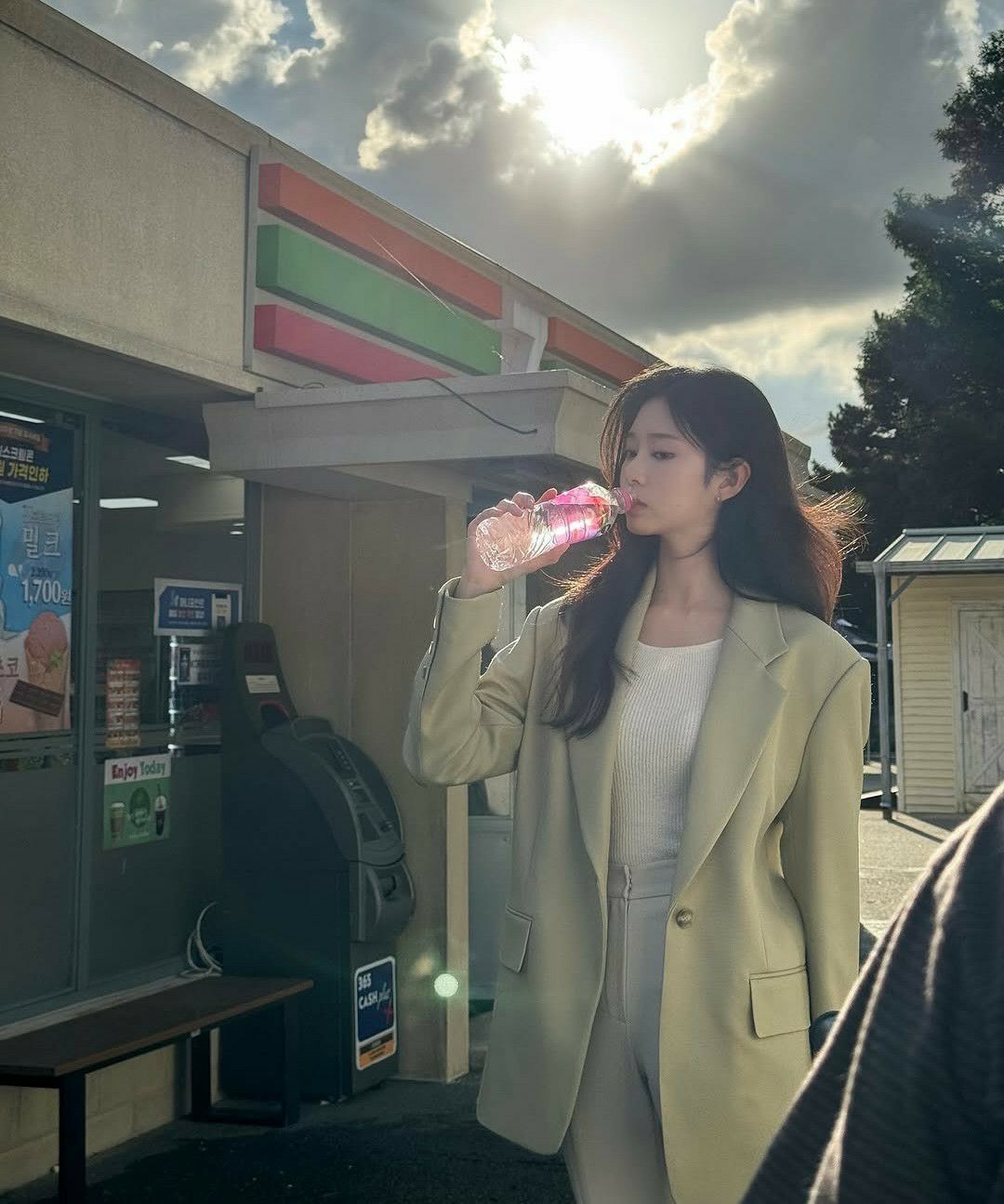 Latest photo of Kim Minju