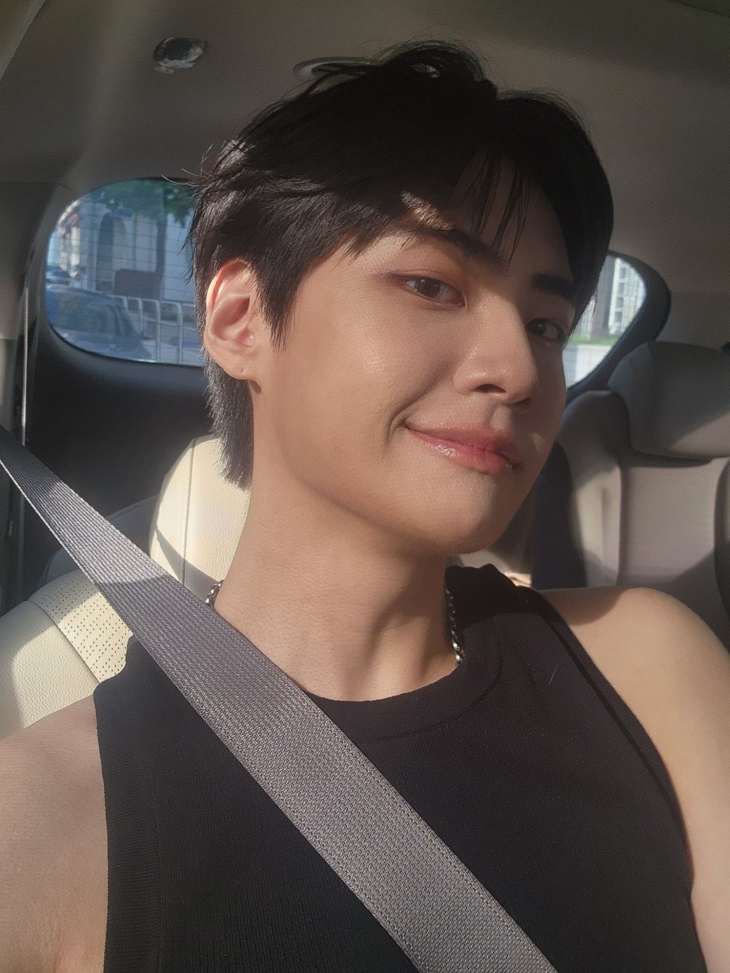 A moment captured by Lee Jinhyuk's fan