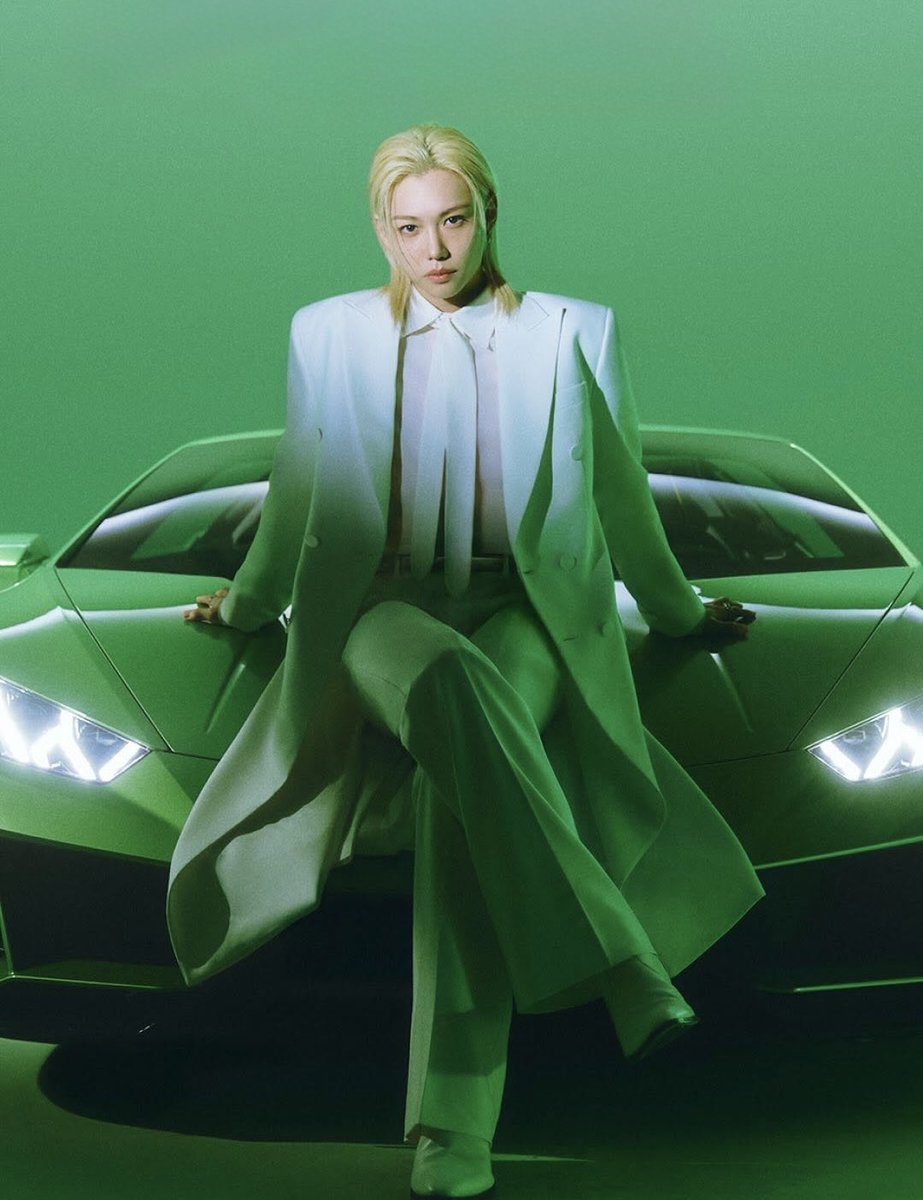 Behind-the-scenes cut of Felix (Stray Kids)