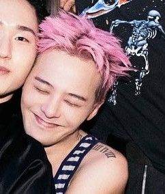 Recent activity shot of G-DRAGON (BIGBANG)